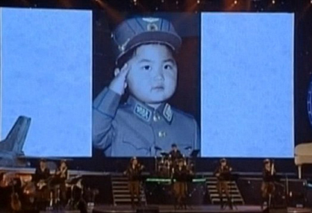 Triều Tiên công khai ảnh thơ ấu của ông Kim Jong-un ảnh 1
